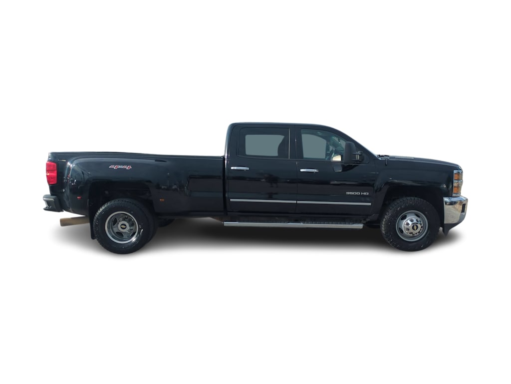 Thumbnail: 2015 Chevrolet Silverado 3500 - 22