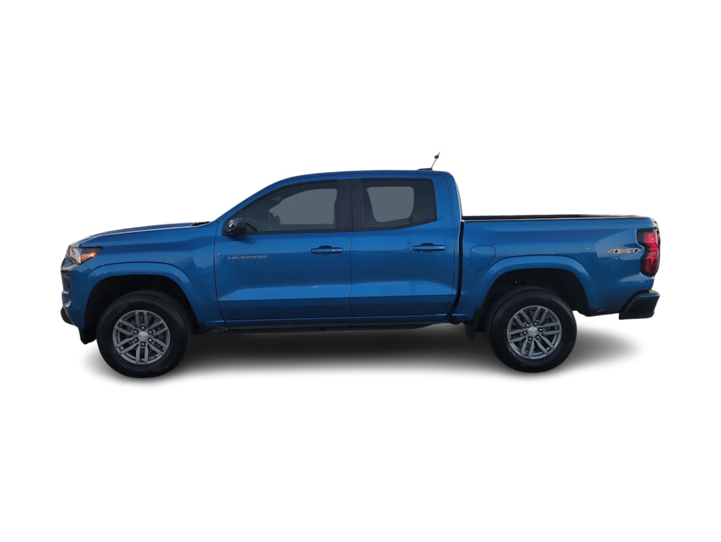 Thumbnail: 2024 Chevrolet Colorado - 3