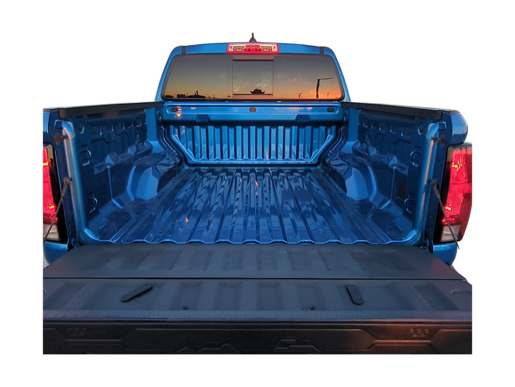 Thumbnail: 2024 Chevrolet Colorado - 17