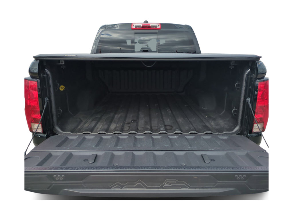 Thumbnail: 2024 Chevrolet Colorado - 19