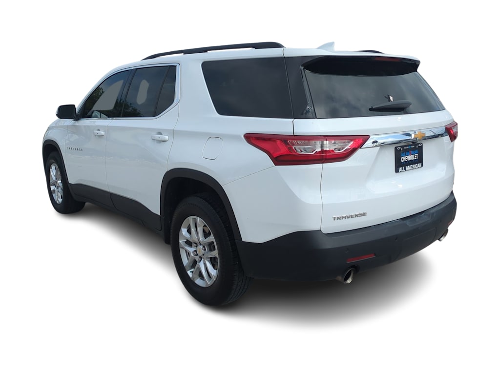 Thumbnail: 2021 Chevrolet Traverse - 4