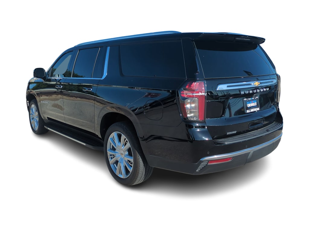 Thumbnail: 2023 Chevrolet Suburban - 4