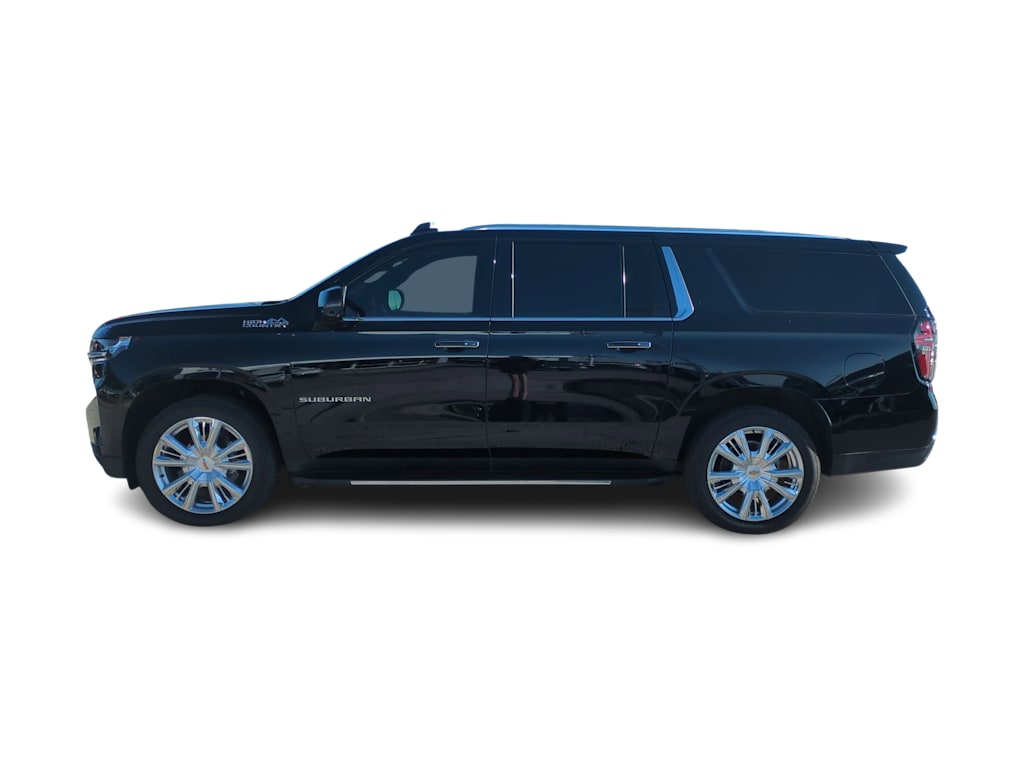Thumbnail: 2023 Chevrolet Suburban - 3