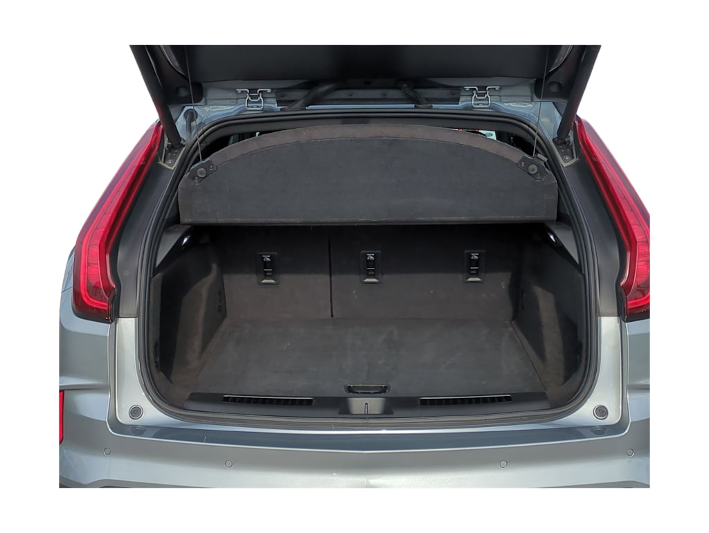 Thumbnail: 2025 Cadillac XT4 - 17