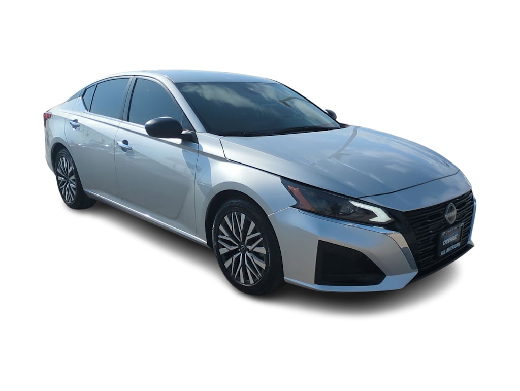 Thumbnail: 2024 Nissan Altima - 20