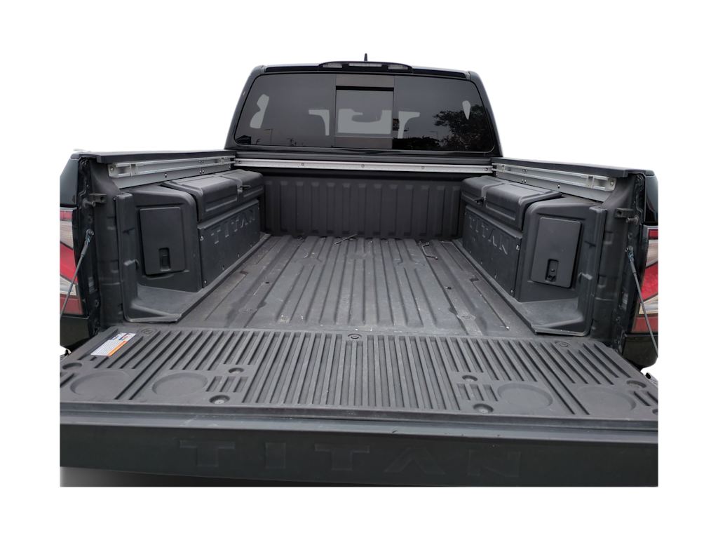 Thumbnail: 2022 Nissan Titan - 17