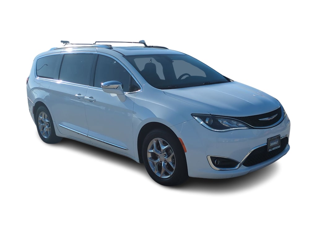 Thumbnail: 2018 Chrysler Pacifica - 20