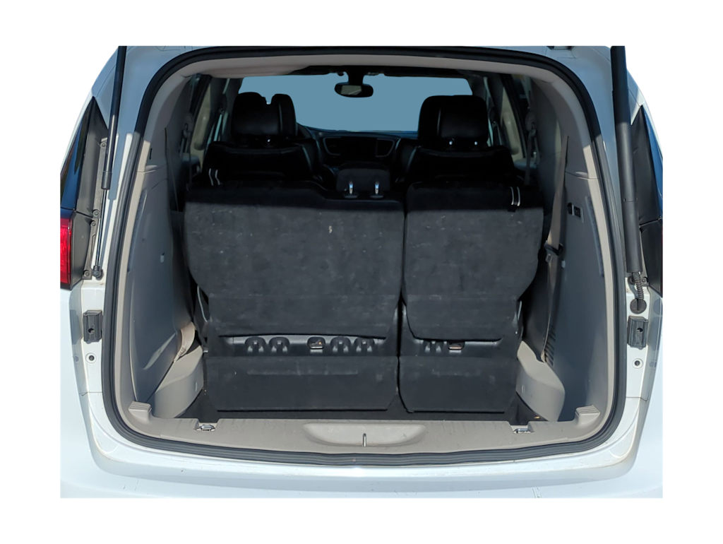 Thumbnail: 2018 Chrysler Pacifica - 18