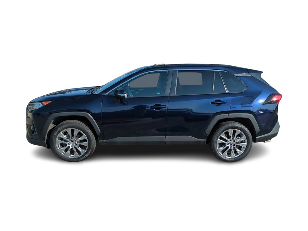 2020 Toyota RAV4 XLE Premium 3