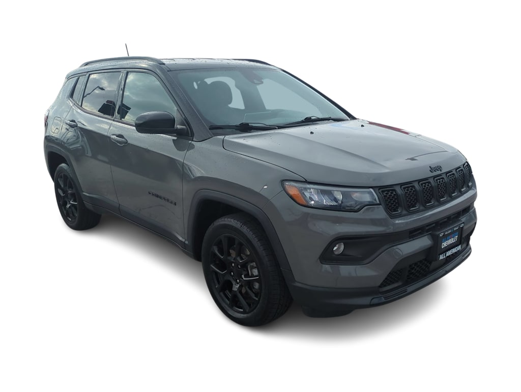 Thumbnail: 2023 Jeep Compass - 17