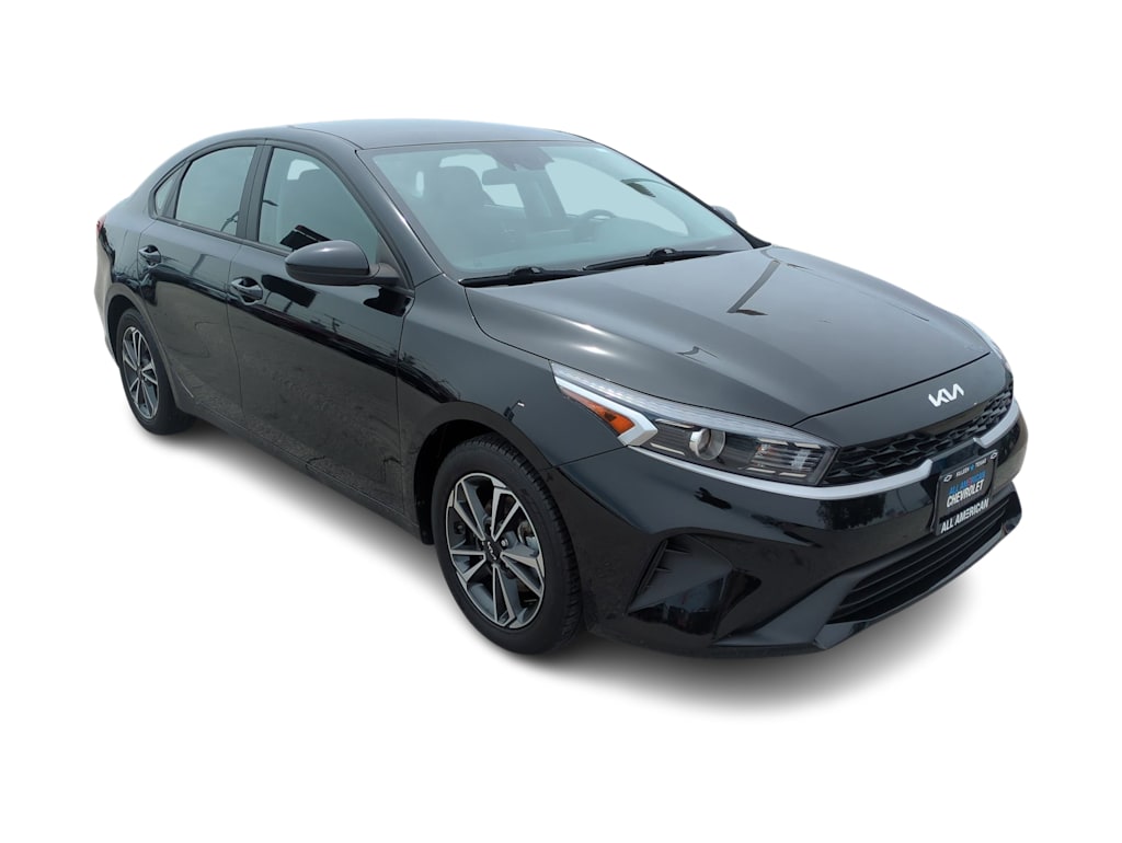 Thumbnail: 2023 Kia Forte - 19