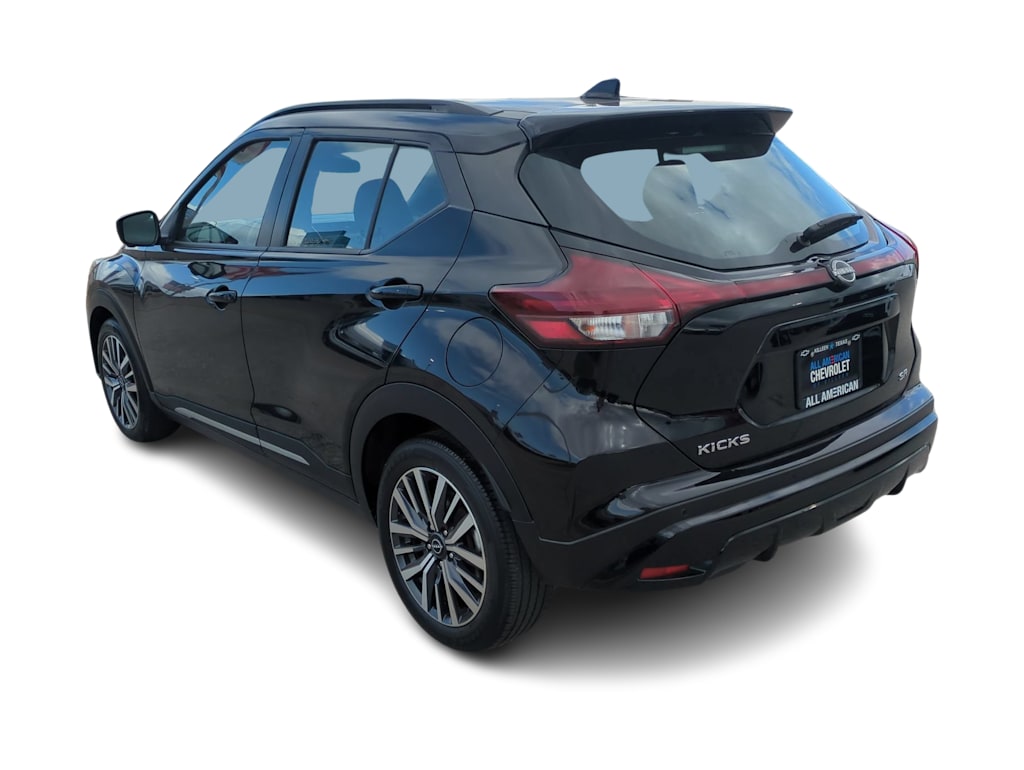Thumbnail: 2024 Nissan Kicks - 4