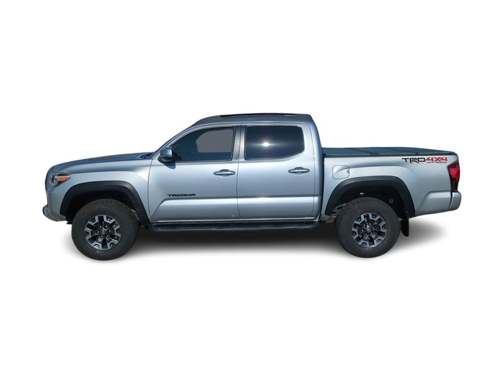 2018 Toyota Tacoma TRD Sport 3