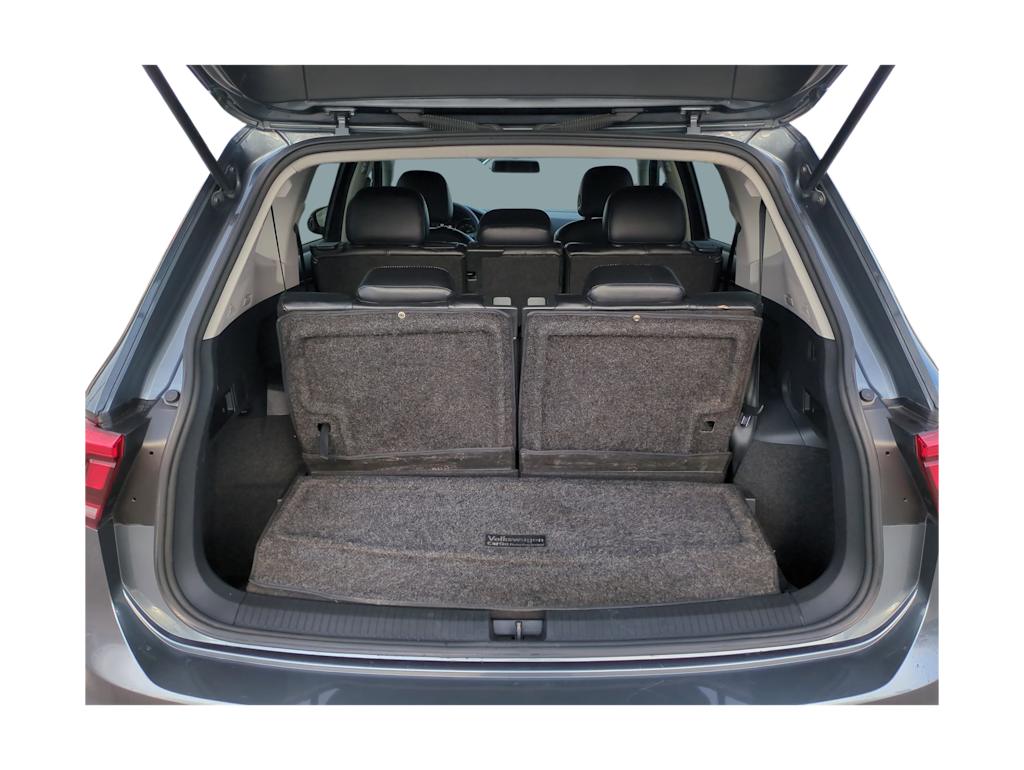 Thumbnail: 2018 Volkswagen Tiguan - 18