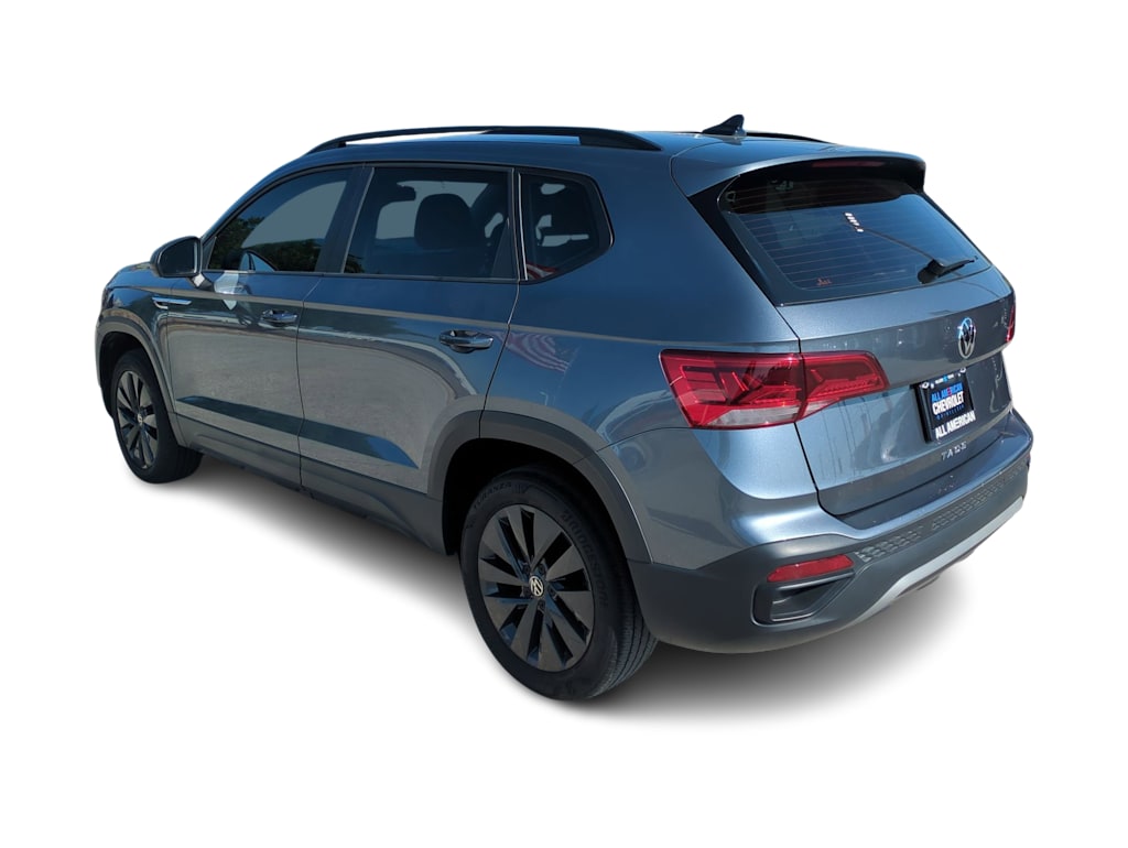 Thumbnail: 2022 Volkswagen Taos - 4