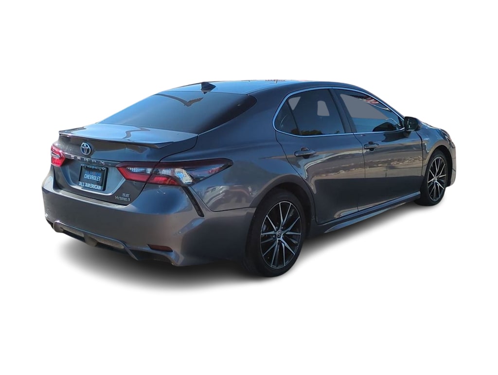 2021 Toyota Camry SE 17