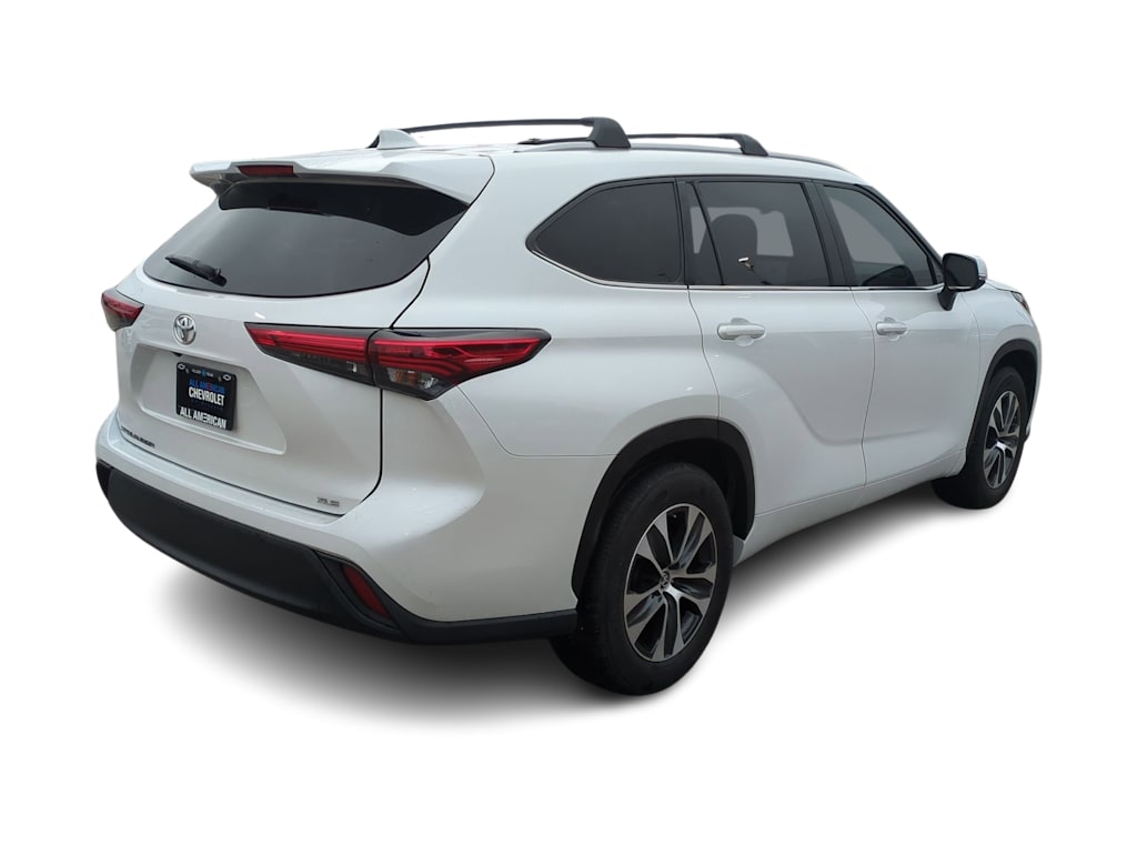 2023 Toyota Highlander L 23