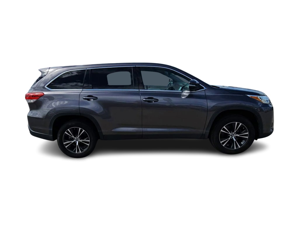 2019 Toyota Highlander Plus 23