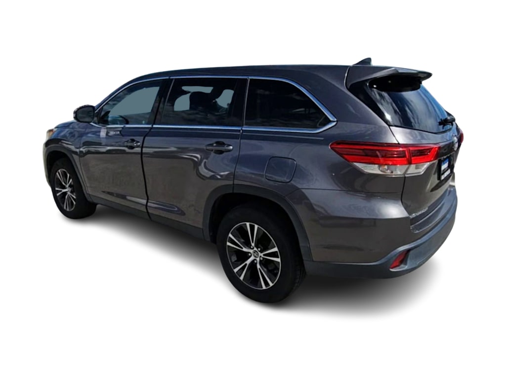2019 Toyota Highlander Plus 4