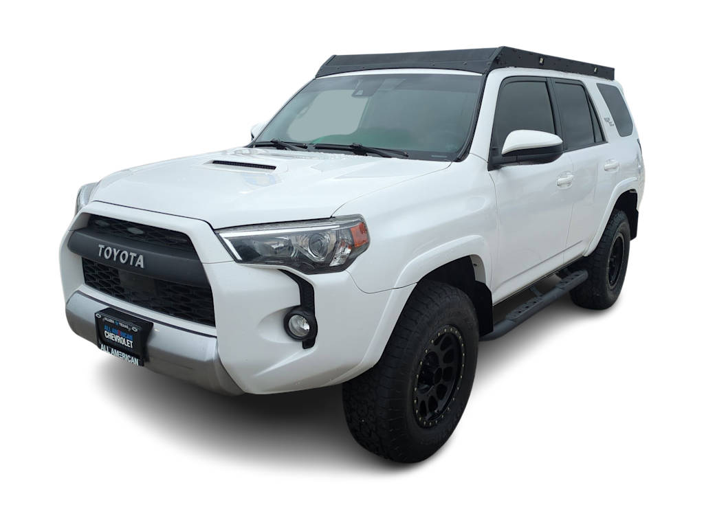 Thumbnail: 2020 Toyota 4Runner - 18