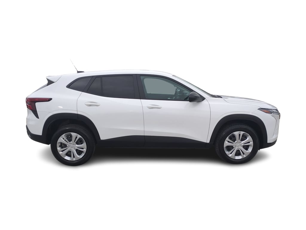 Thumbnail: 2025 Chevrolet Trax - 22