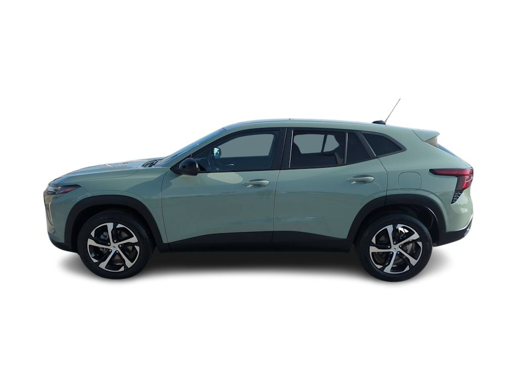 Thumbnail: 2024 Chevrolet Trax - 3
