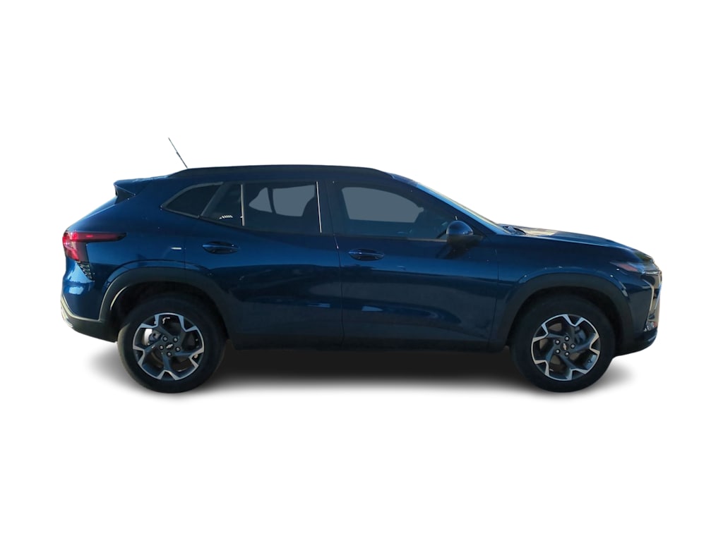 Thumbnail: 2024 Chevrolet Trax - 23