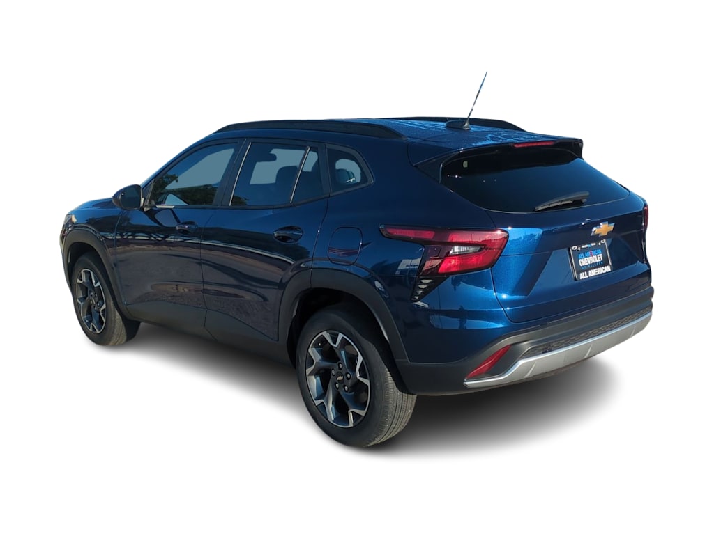 Thumbnail: 2024 Chevrolet Trax - 4