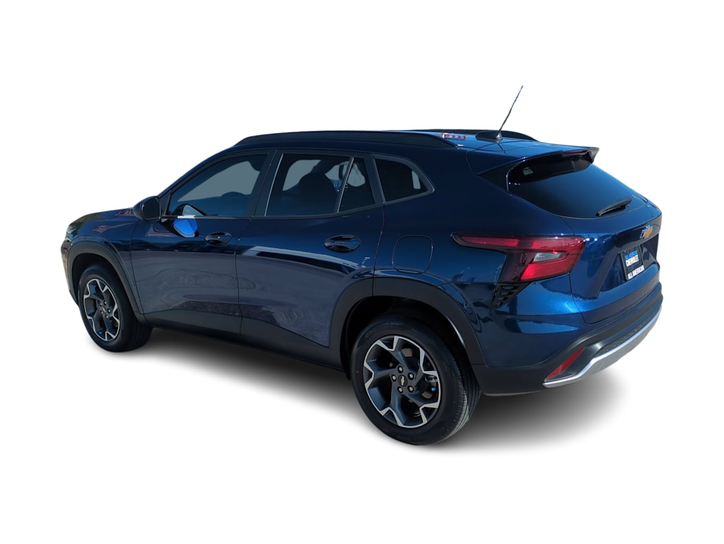 Thumbnail: 2024 Chevrolet Trax - 4