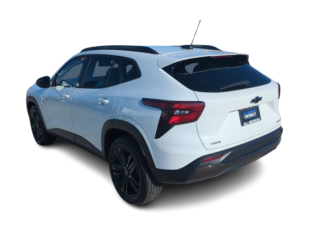 Thumbnail: 2024 Chevrolet Trax - 4
