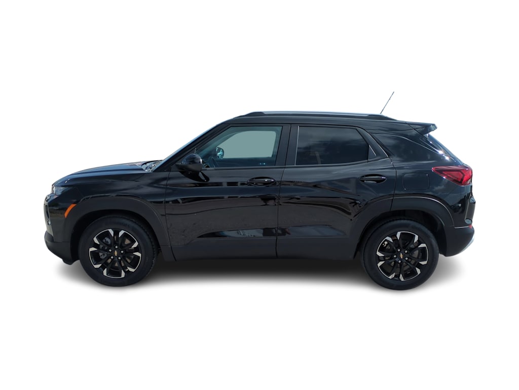Thumbnail: 2022 Chevrolet TrailBlazer - 3
