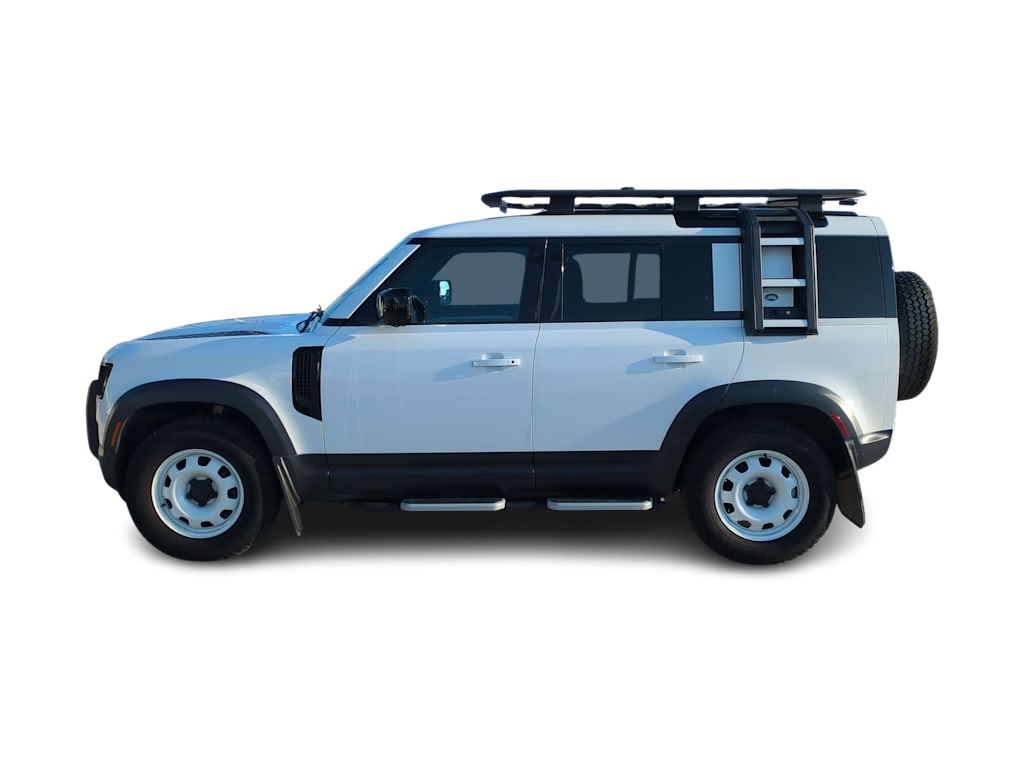 Thumbnail: 2023 Land Rover Defender - 3