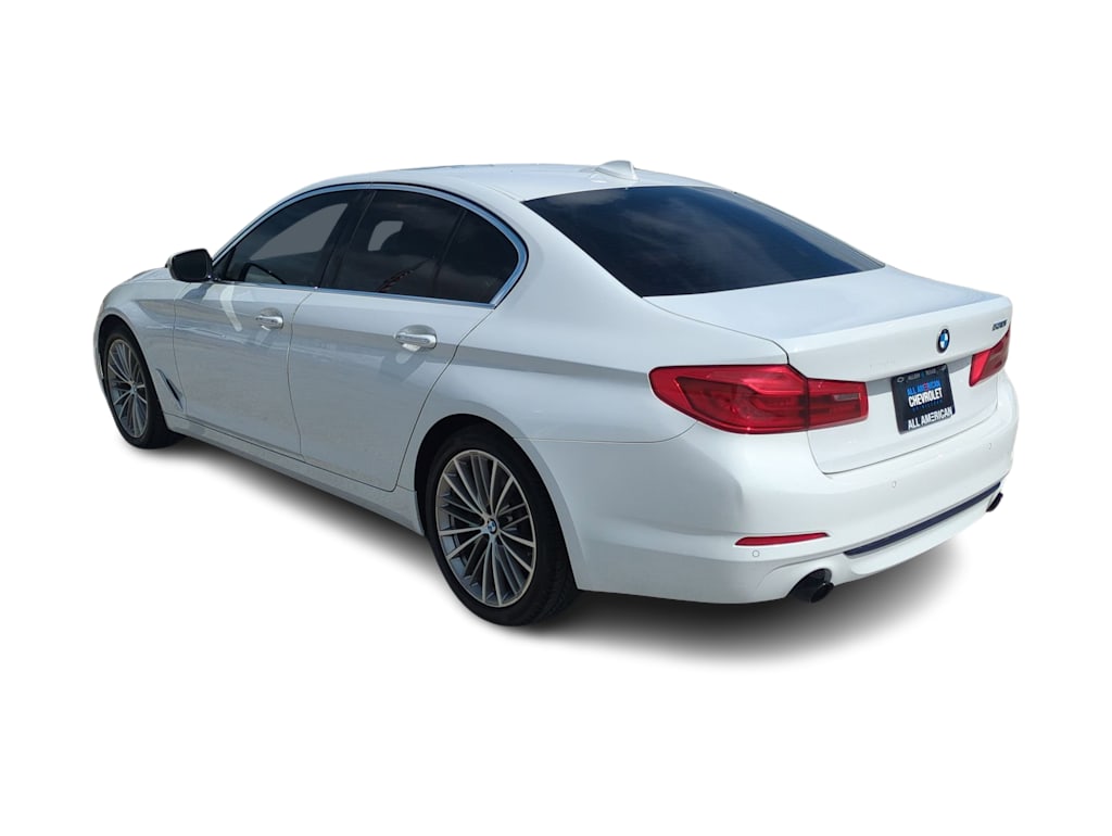 Thumbnail: 2018 BMW 5 Series - 4