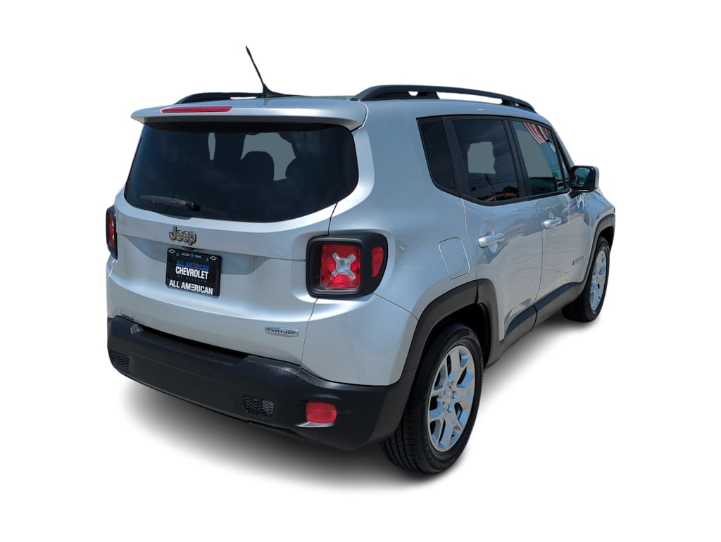 Thumbnail: 2017 Jeep Renegade - 22