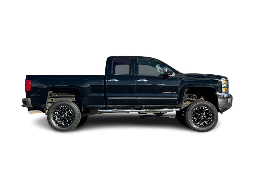 Thumbnail: 2015 Chevrolet Silverado 2500 - 16