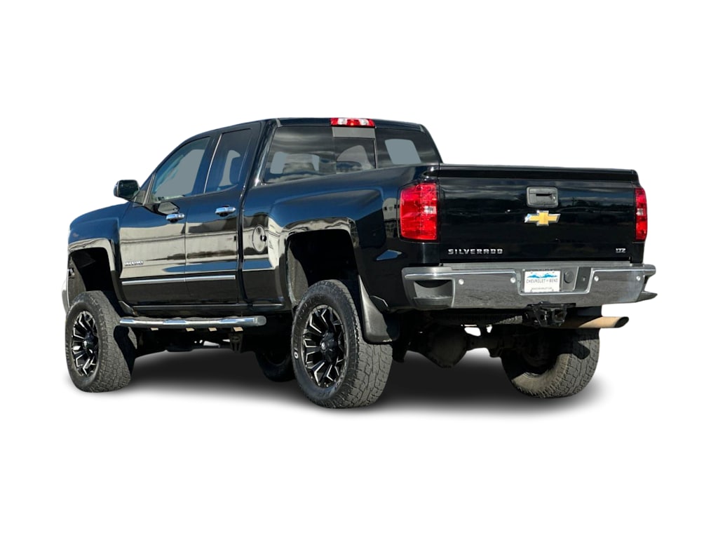 Thumbnail: 2015 Chevrolet Silverado 2500 - 4
