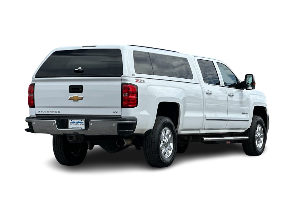 Thumbnail: 2015 Chevrolet Silverado 3500 - 18