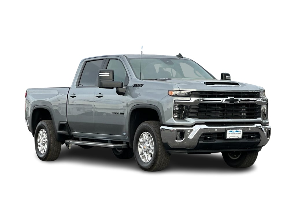 Thumbnail: 2026 Chevrolet Silverado 3500 - 18