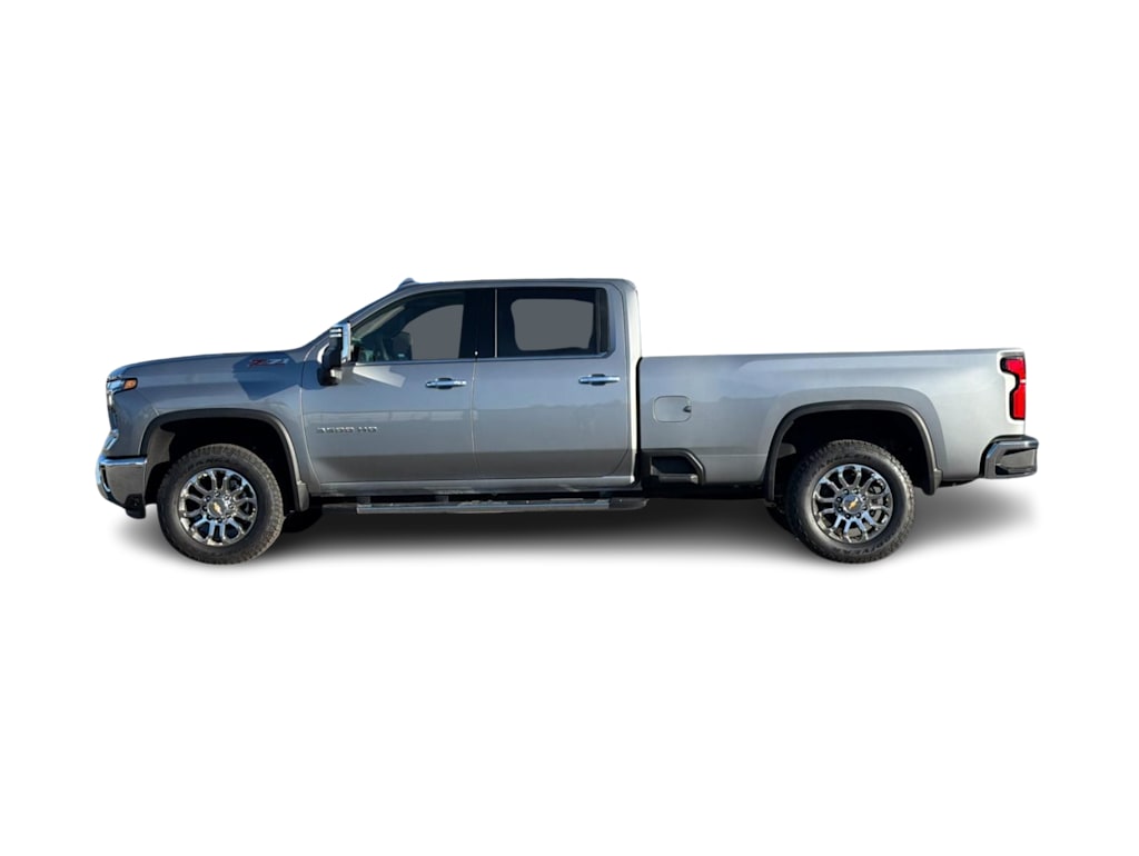 Thumbnail: 2026 Chevrolet Silverado 3500 - 3