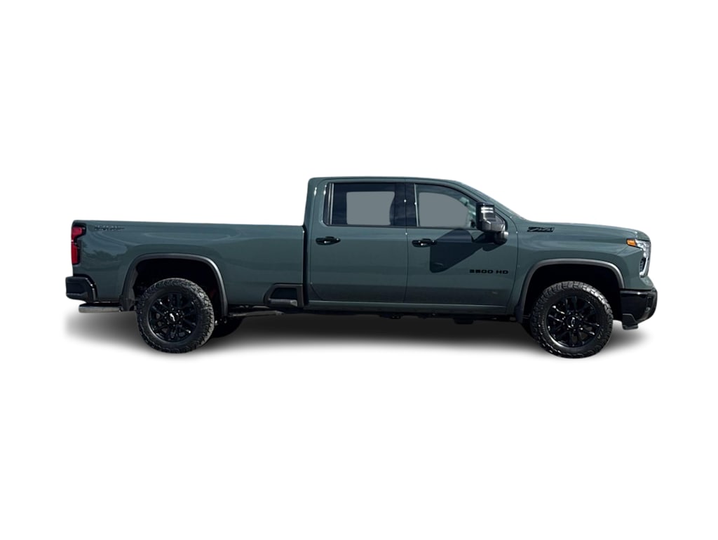 Thumbnail: 2026 Chevrolet Silverado 3500 - 18