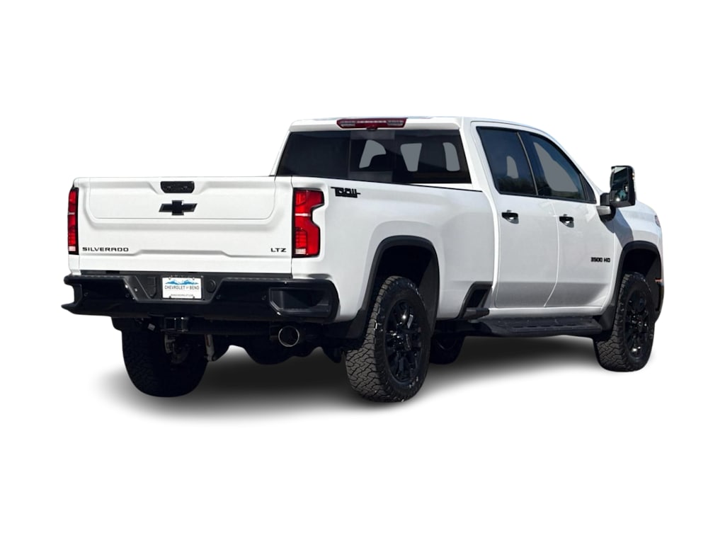 Thumbnail: 2026 Chevrolet Silverado 3500 - 15