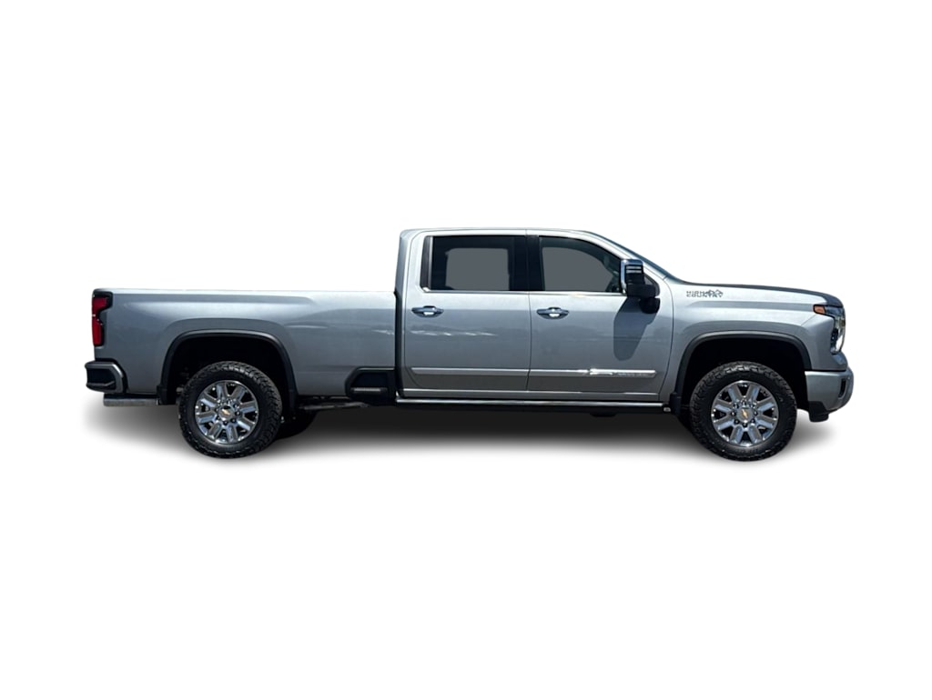 Thumbnail: 2026 Chevrolet Silverado 3500 - 17