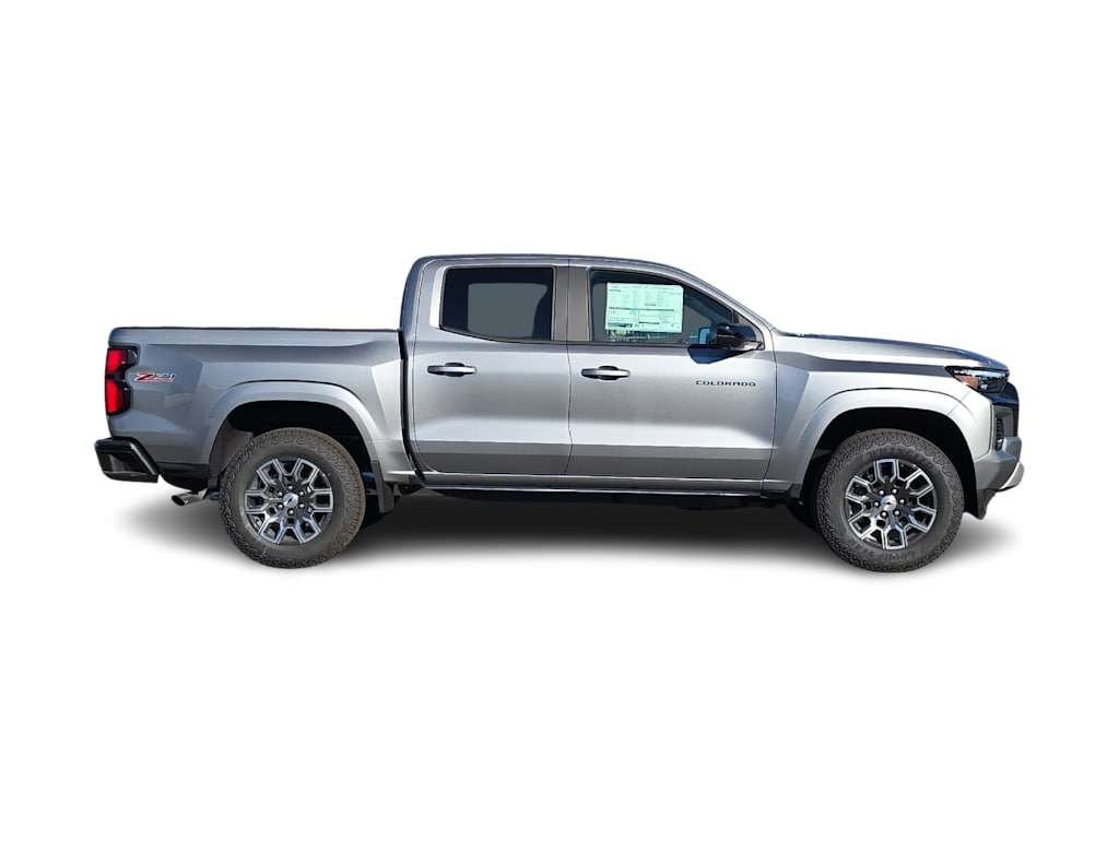 Thumbnail: 2026 Chevrolet Colorado - 18