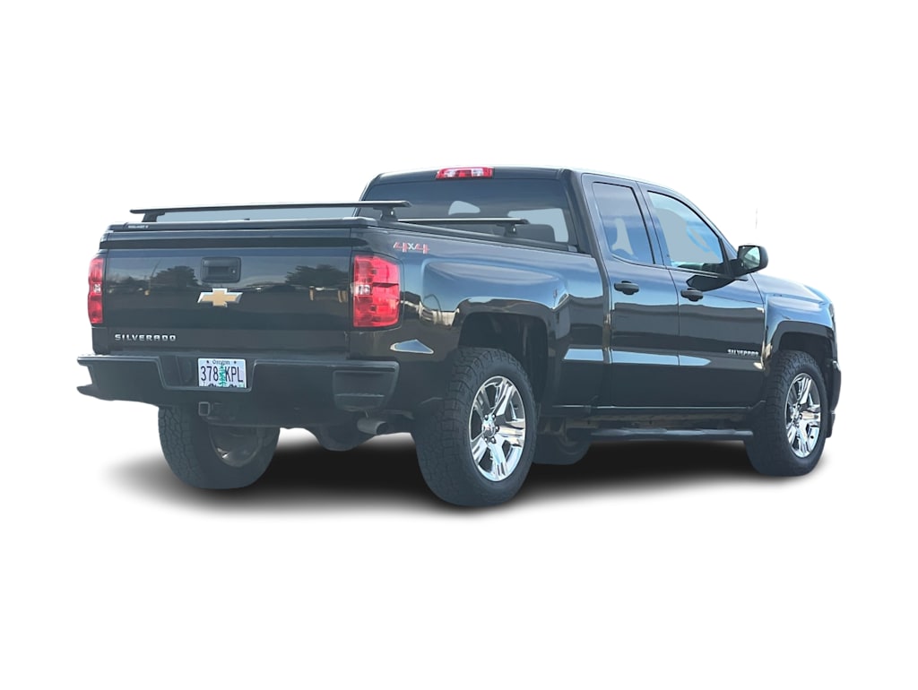 Thumbnail: 2018 Chevrolet Silverado 1500 - 15