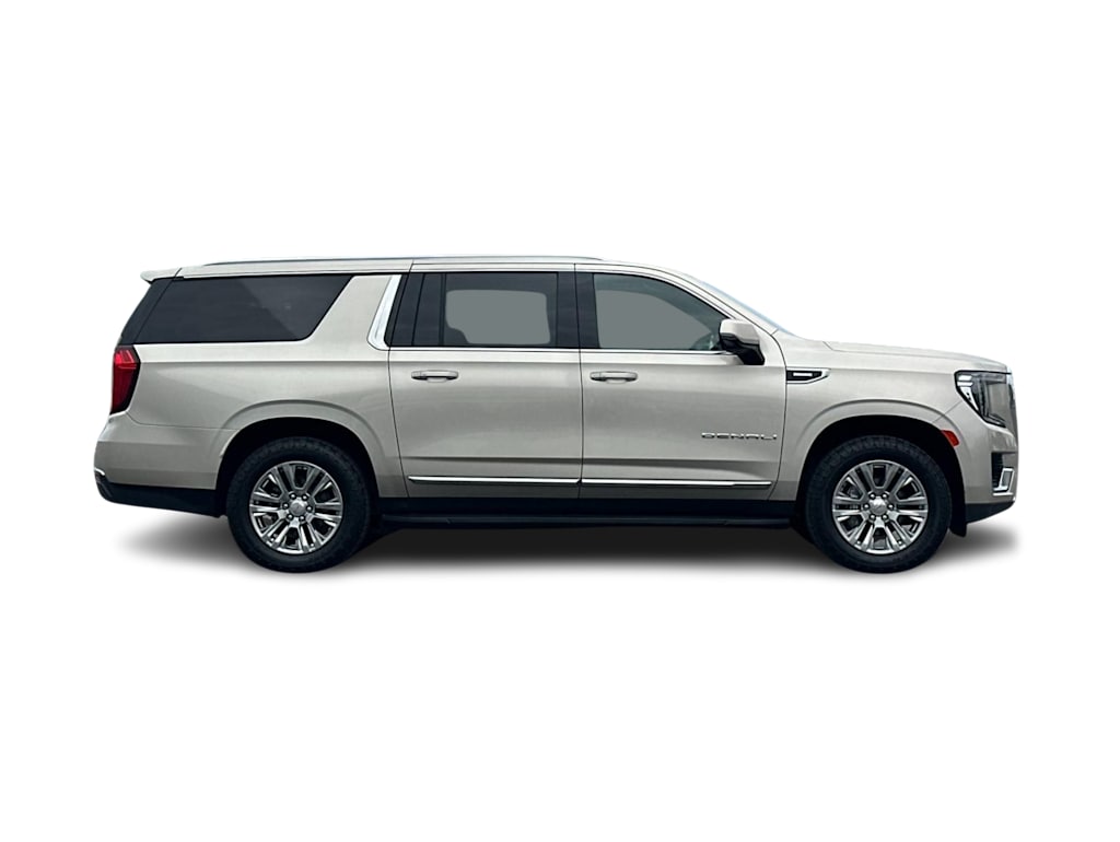 Thumbnail: 2023 GMC Yukon XL - 20