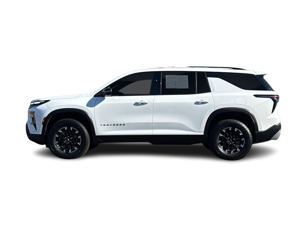 Thumbnail: 2024 Chevrolet Traverse - 3