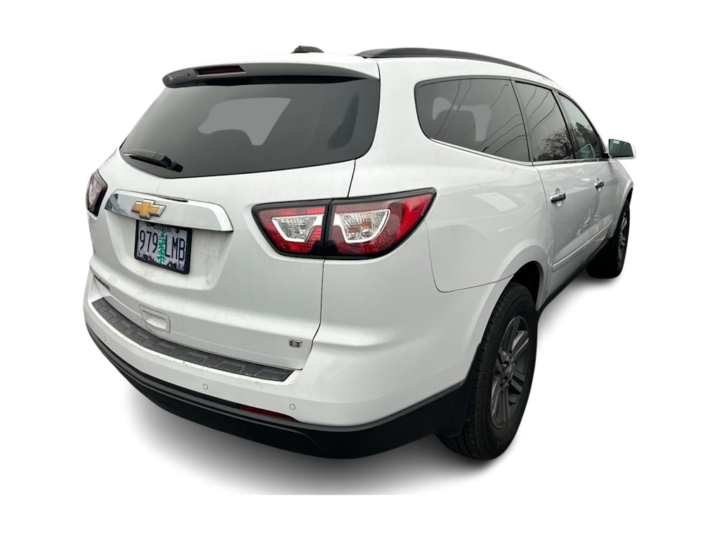 Thumbnail: 2017 Chevrolet Traverse - 6