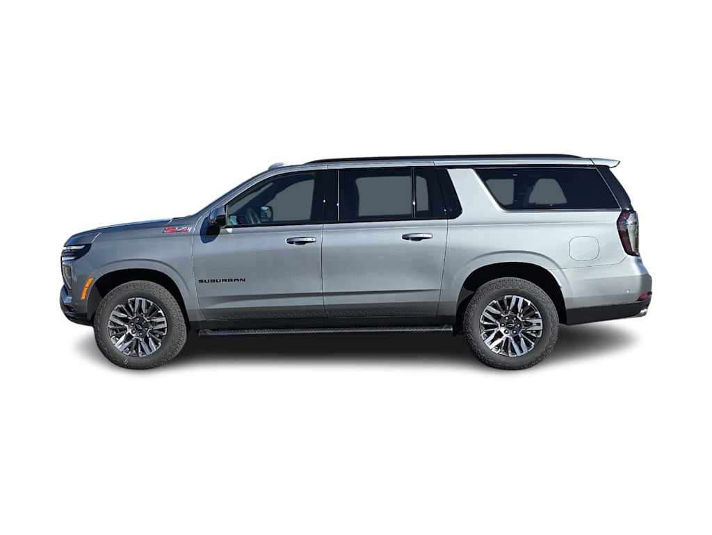 Thumbnail: 2026 Chevrolet Suburban - 3