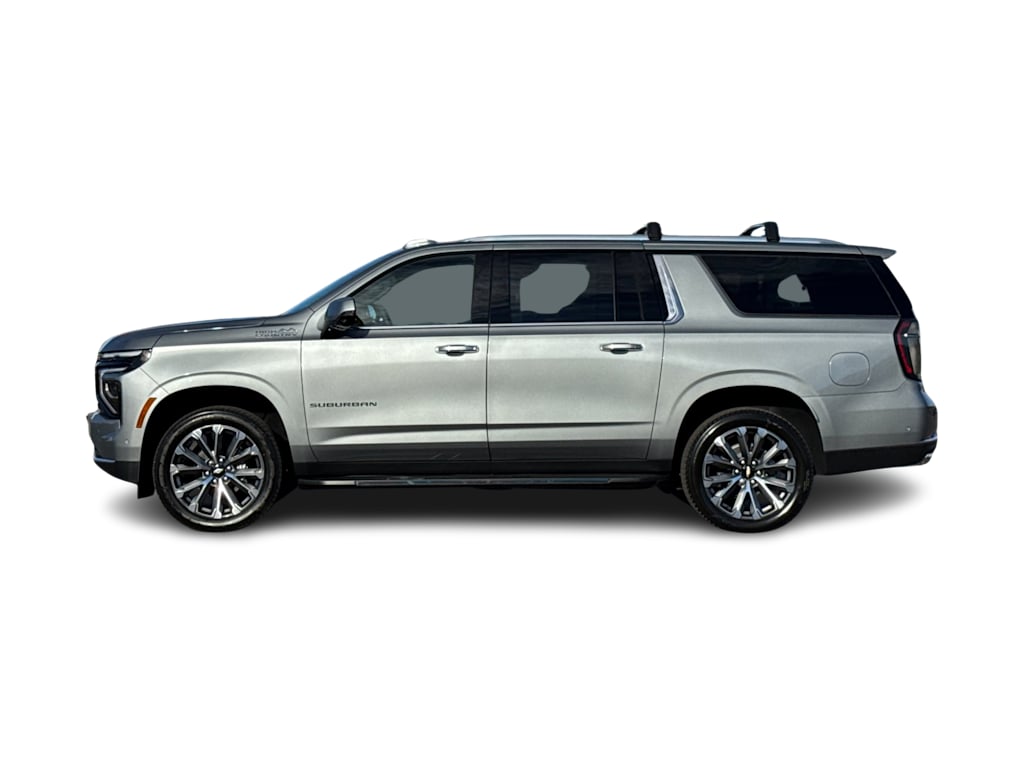 Thumbnail: 2026 Chevrolet Suburban - 3