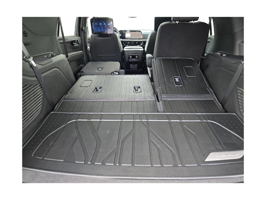 Thumbnail: 2026 Chevrolet Tahoe - 16